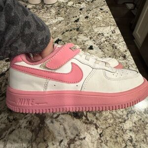 Nike Airforce 1. Kids' Pink and White Velcro Sneakers. Girls 13